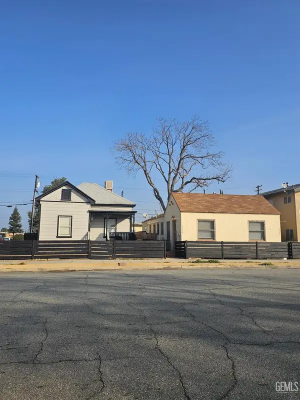 1926 16TH STREET, Bakersfield, CA 93301