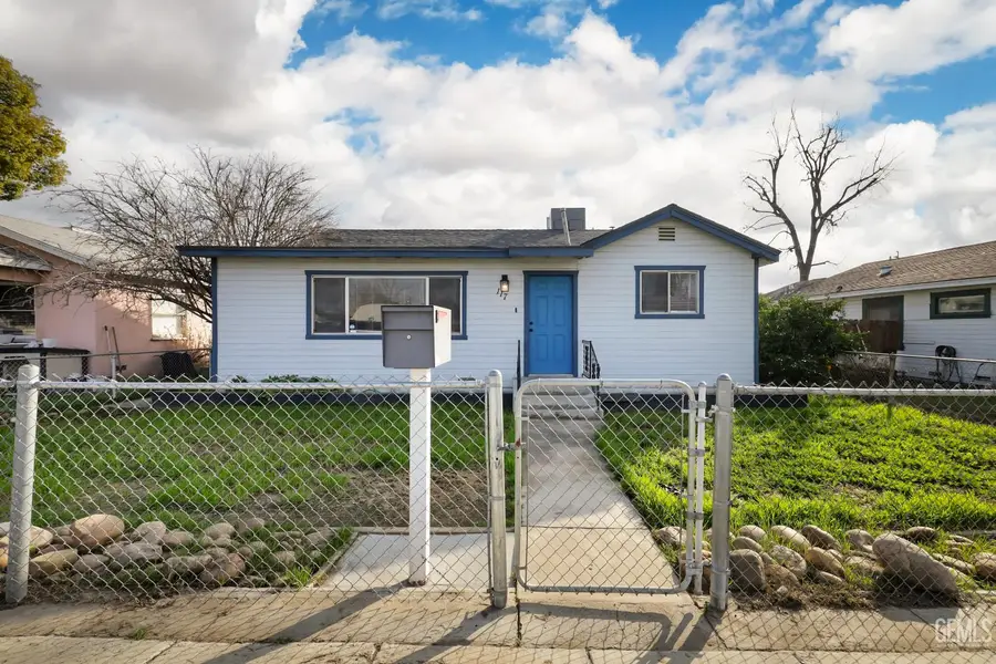 117 E BELLE AVENUE, Bakersfield, CA 93308 - #3