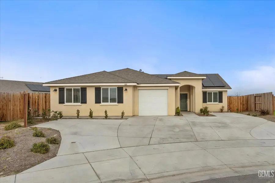 820 BEACONSFIELD COURT, Bakersfield, CA 93307 - Image #2