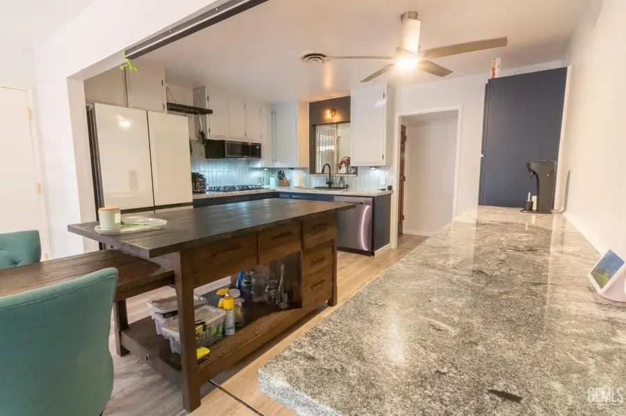 4501 KNOLL DRIVE, Bakersfield, CA 93308 - Image #3