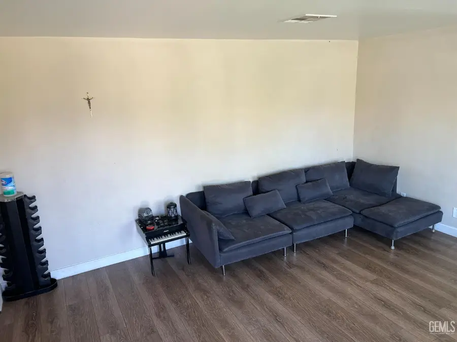 3017 RIVER BOULEVARD, Bakersfield, CA 93305 - Image #3