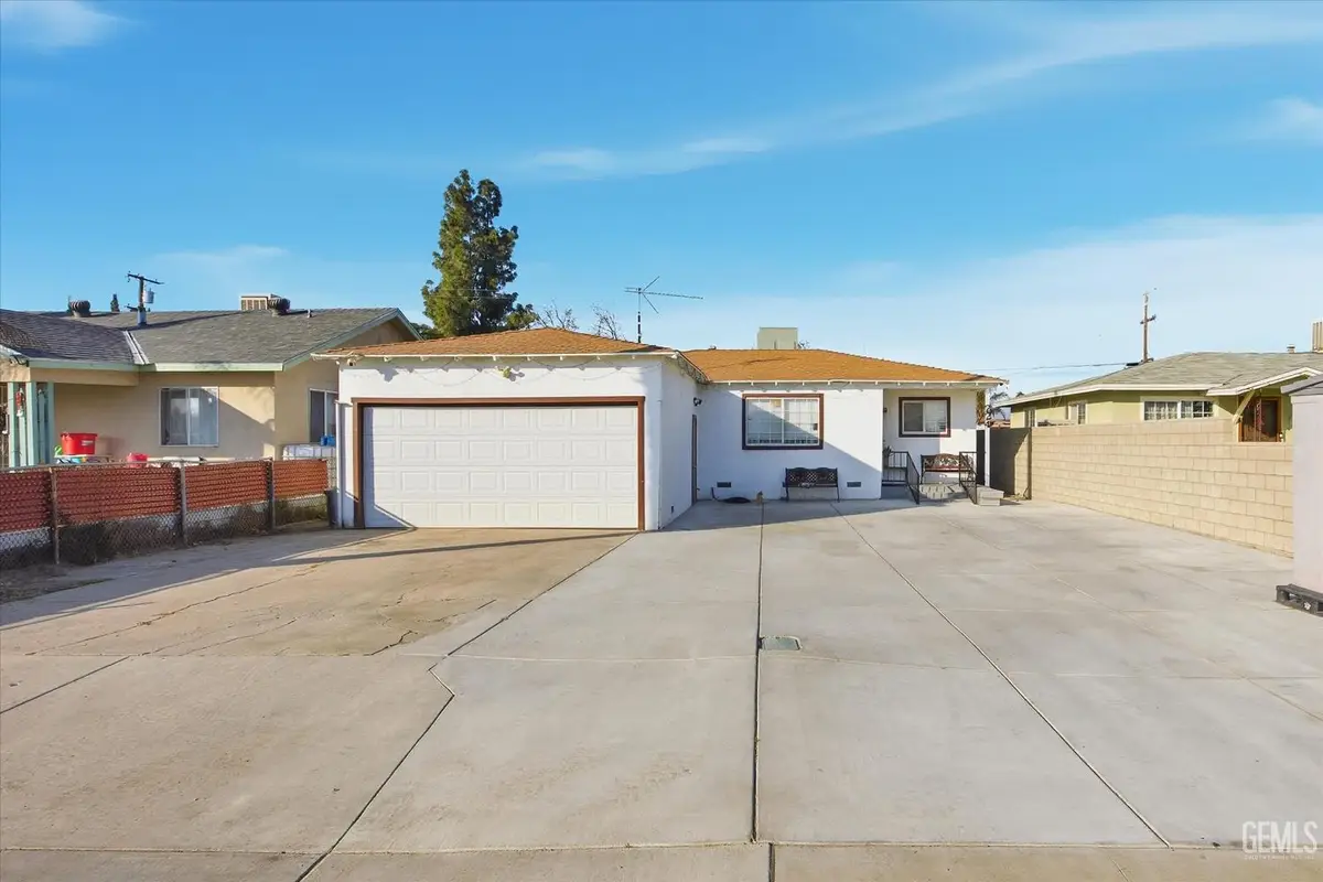 224 PRICE STREET, Bakersfield, CA 93307 - Image #1