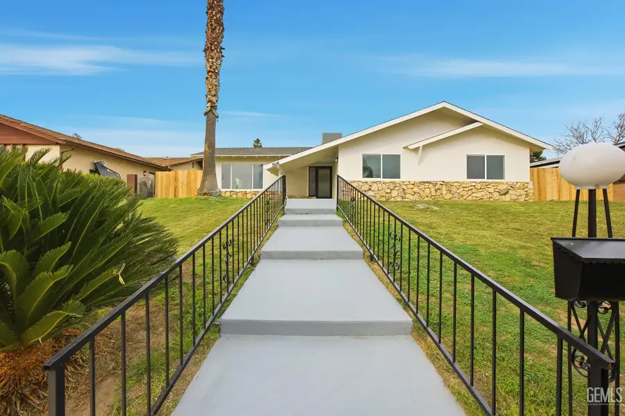 3616 CENTURY DRIVE, Bakersfield, CA 93306 - Image #2