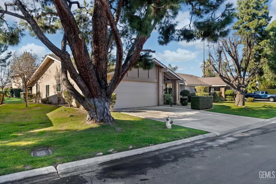 1700 ASHE ROAD #29, Bakersfield, CA 93309 - Image #2