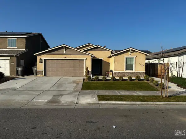 5918 ESMERELDA AVENUE, Bakersfield, CA 93313