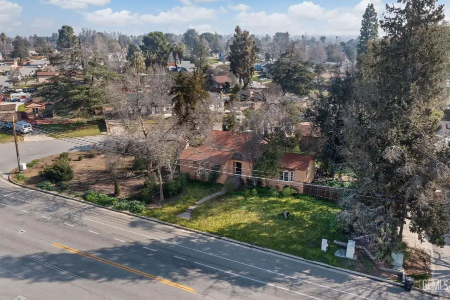 2891 ALTA VISTA DRIVE, Bakersfield, CA 93305 - Image #3