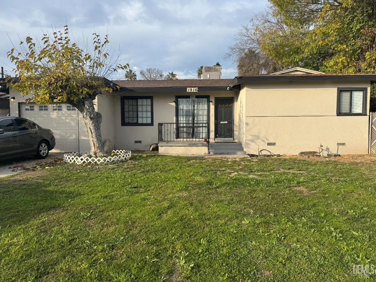 1916 WILSON ROAD, Bakersfield, CA 93304 - Image #1