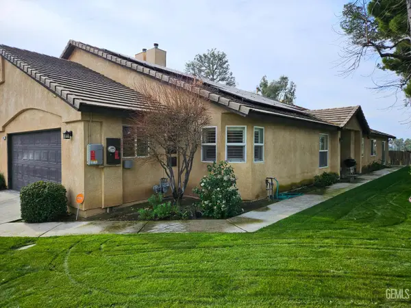 2323 EASTHILLS DRIVE #25, Bakersfield, CA 93306