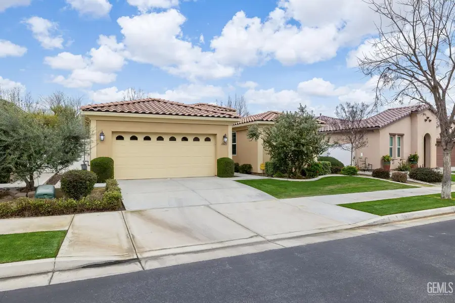 12612 ABERCROMBY DRIVE, Bakersfield, CA 93312 - Image #2