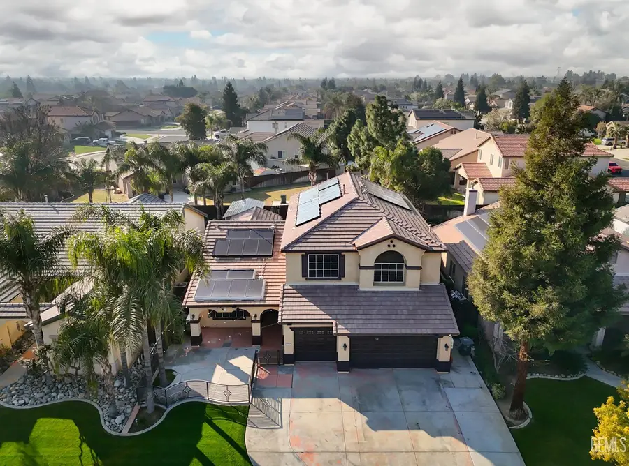 7105 TRIPLE FALLS DRIVE, Bakersfield, CA 93312 - Image #3