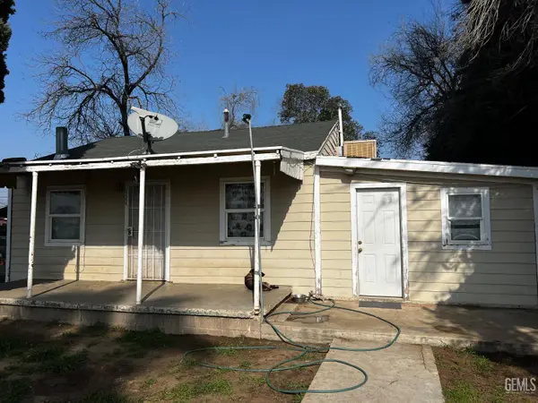 2608 LAKE STREET, Bakersfield, CA 93306