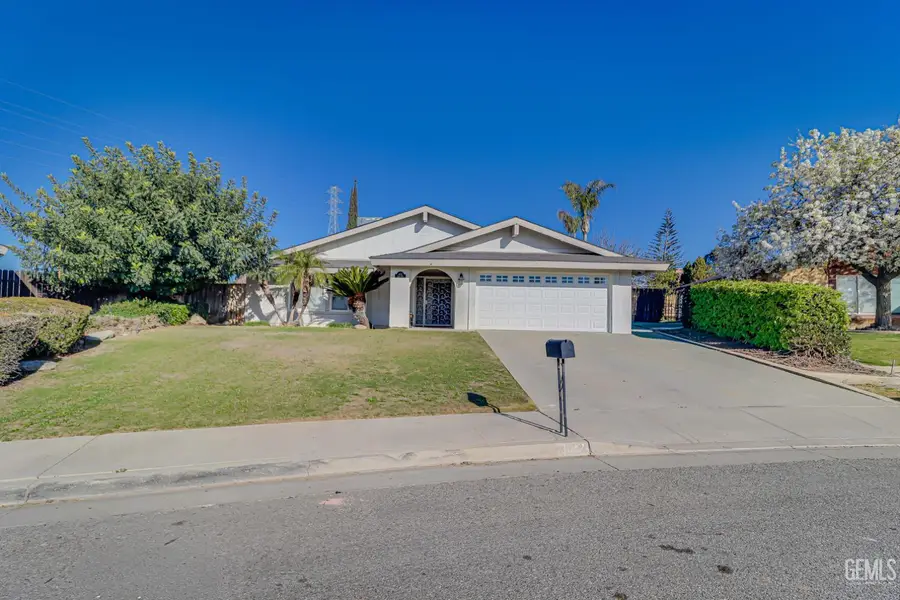 3012 BROCK WAY, Bakersfield, CA 93306 - #2
