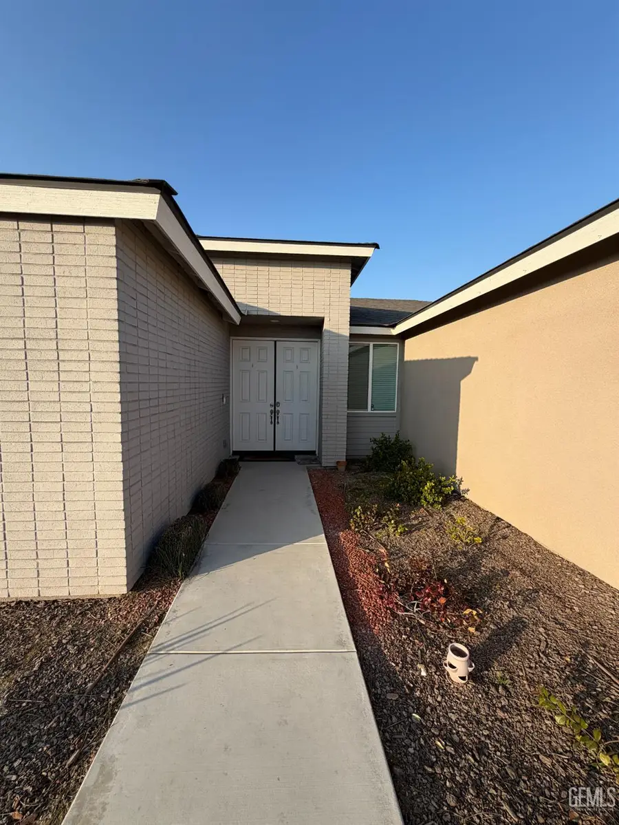 7500 BRISTOL SPRING AVENUE, Bakersfield, CA 93313 - #3