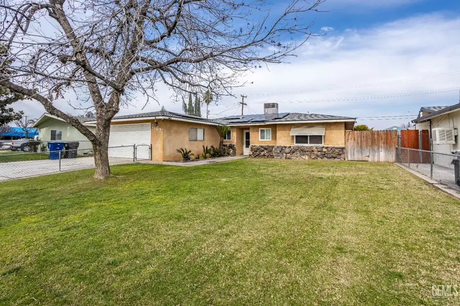 2604 CONNIE AVENUE, Bakersfield, CA 93304 - Image #2