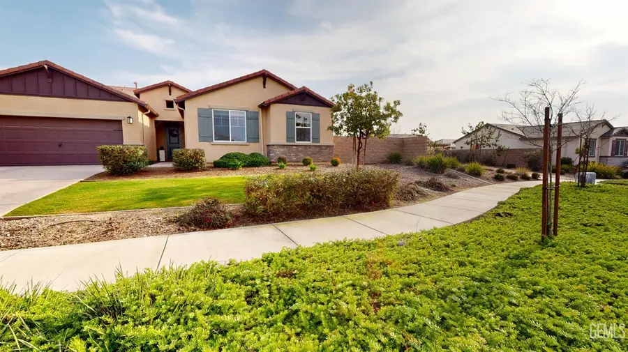 10217 SPANISH MOSS DRIVE, Bakersfield, CA 93306 - Image #3