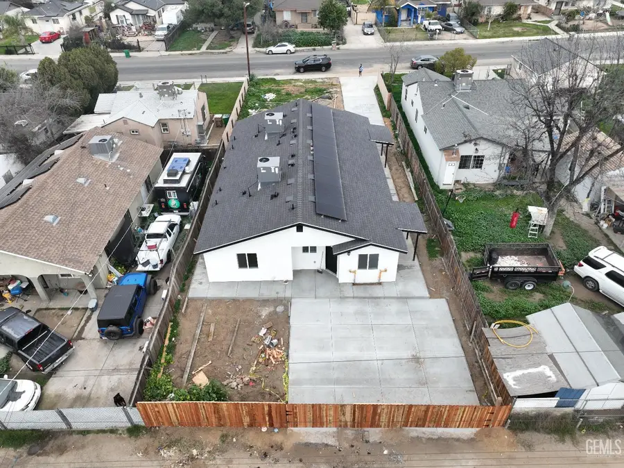 617 IRENE STREET, Bakersfield, CA 93305 - Image #2