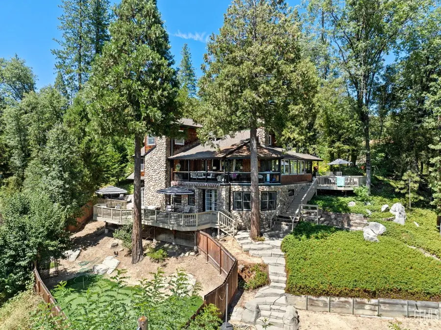 54186 ROAD 432, Bass Lake, CA 93604 - Image #2