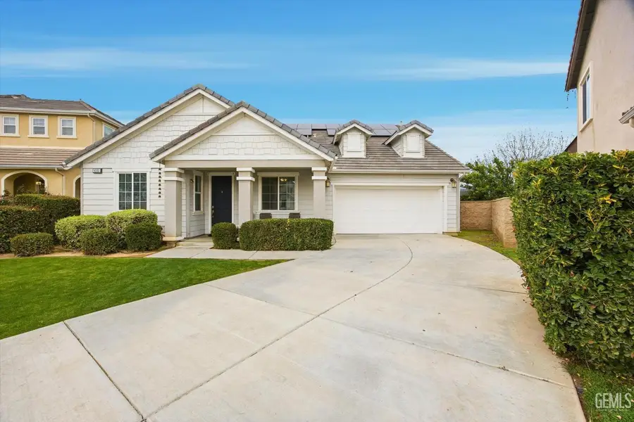 6123 PILAR WAY, Bakersfield, CA 93306 - Image #2