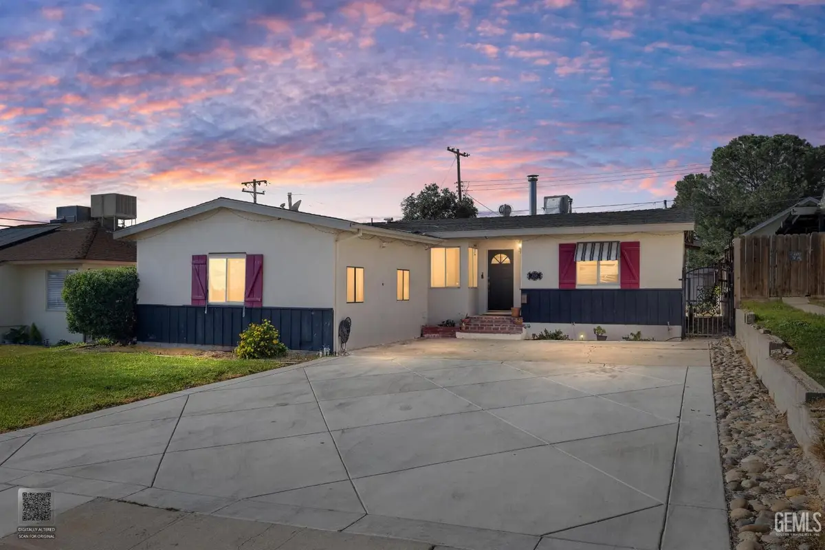 2904 DARTMOUTH STREET, Bakersfield, CA 93305 - Image #1