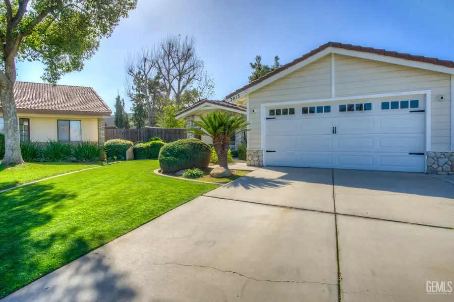 7815 VAQUERO AVENUE, Bakersfield, CA 93308 - #2