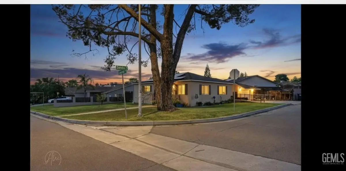 2720 EDWARDS AVENUE, Bakersfield, CA 93306 - #1