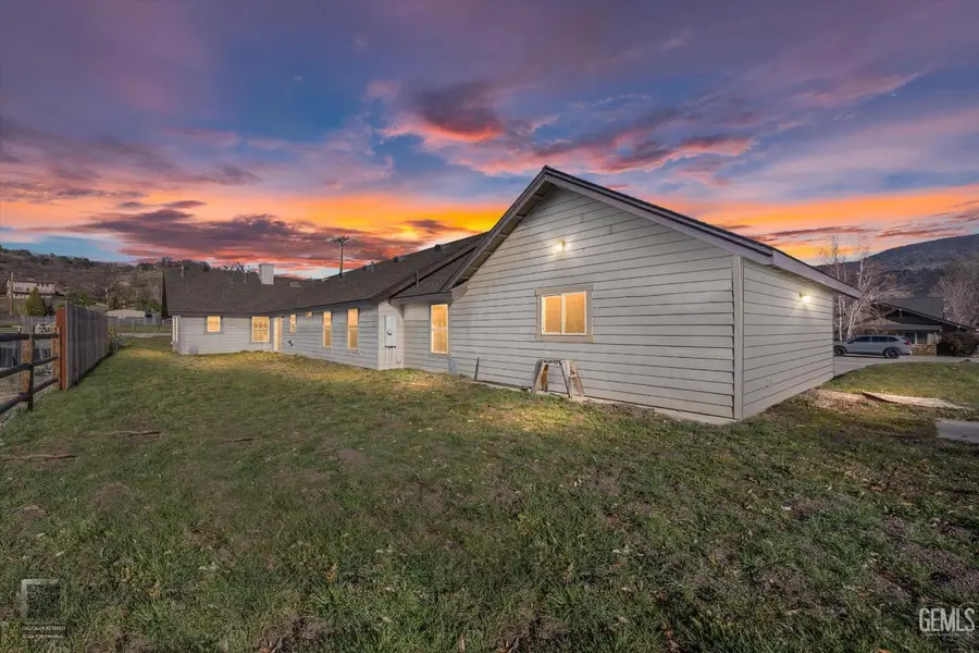 30150 JAMAICA DUNES DRIVE, Tehachapi, CA 93561 - #3