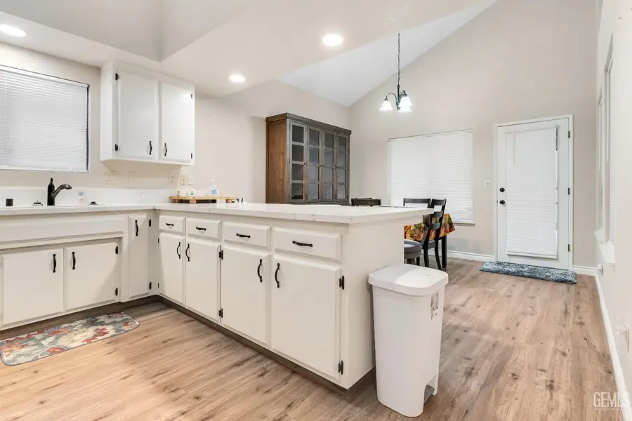 7501 HACHITA COURT, Bakersfield, CA 93309 - #3