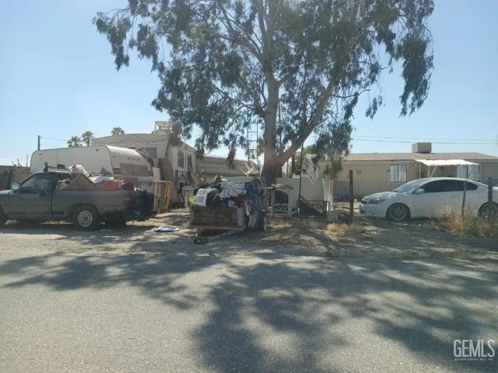 919 MADERA STREET, Maricopa, CA 93252 - #1