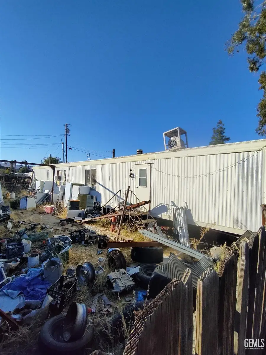 919 MADERA STREET, Maricopa, CA 93252 - #2