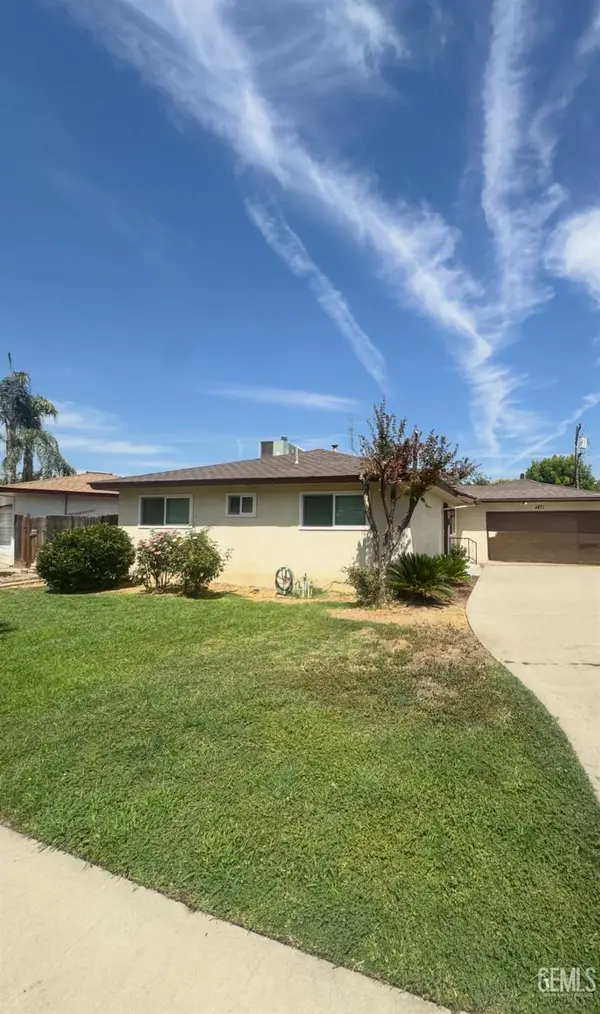 4873 E PINE AVENUE, Fresno, CA 93727