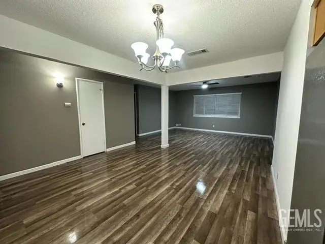 4873 E PINE AVENUE, Fresno, CA 93727 - #3