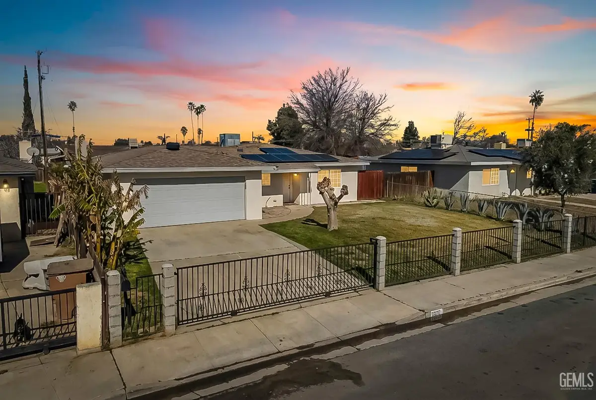 1900 FAXON AVENUE, Bakersfield, CA 93304 - #1