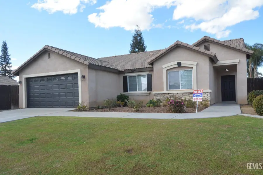 6011 ONEIDA FALLS DRIVE, Bakersfield, CA 93312 - #2