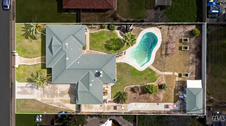 6009 CARTER AVENUE, Bakersfield, CA 93308 - #3