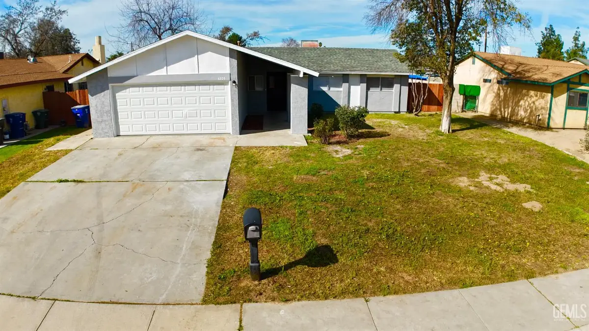 4205 LANTADOS STREET, Bakersfield, CA 93307 - #1