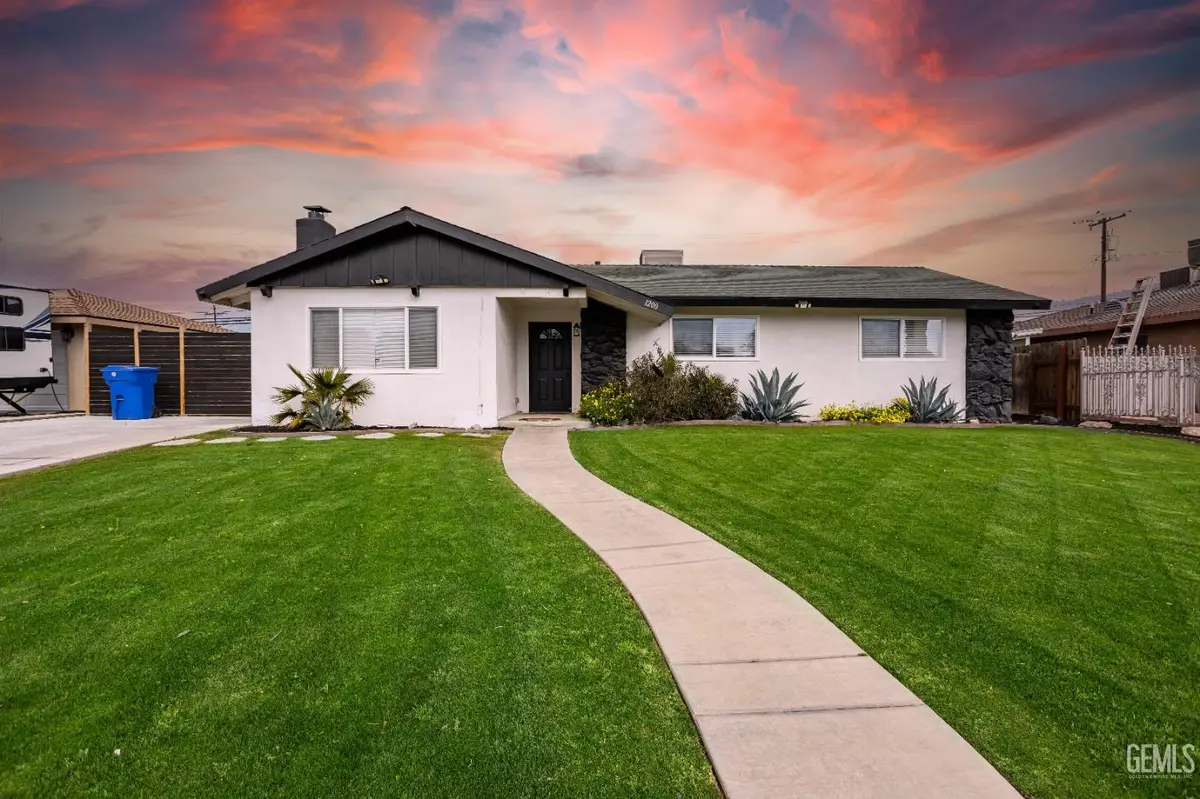 1200 SAN VICENTE DRIVE, Bakersfield, CA 93307 - #1