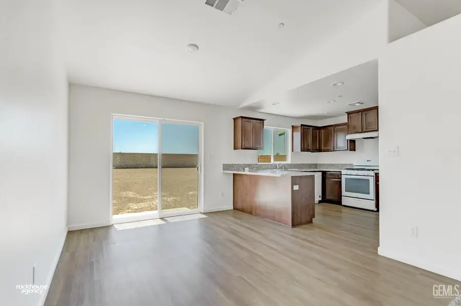 740 HARROW STREET, Delano, CA 93215 - #3