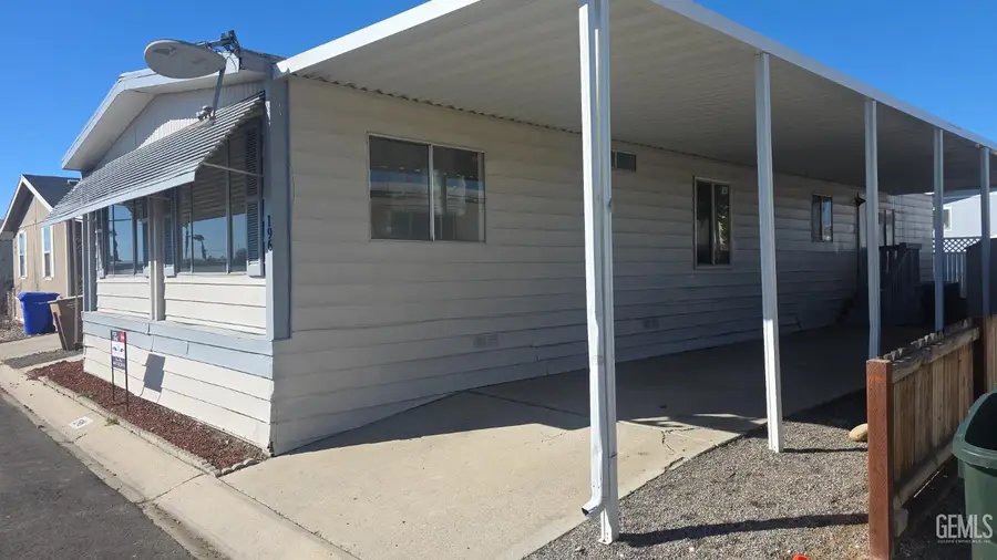 6601 EUCALYPTUS DRIVE #196, Bakersfield, CA 93306 - #3