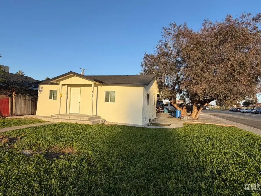 602 DOVER PLACE, Delano, CA 93215 - #2