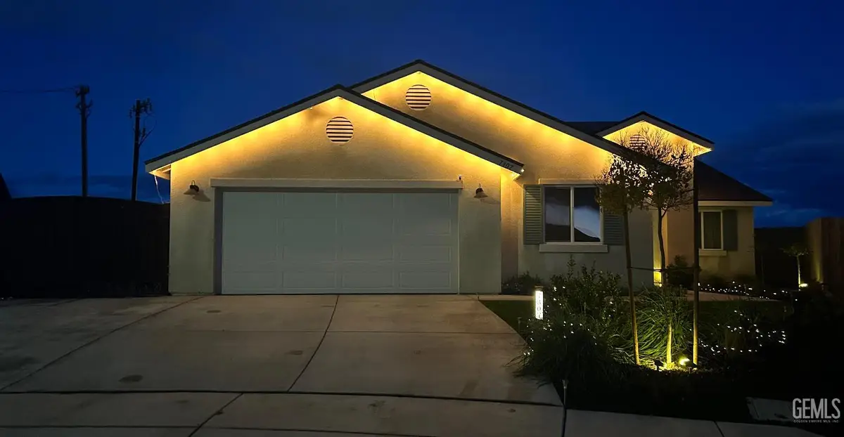 7307 MILLERS POINT LANE, Bakersfield, CA 93307 - #1