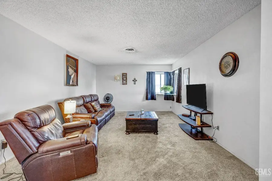 3501 ARGENT STREET, Bakersfield, CA 93304 - #3