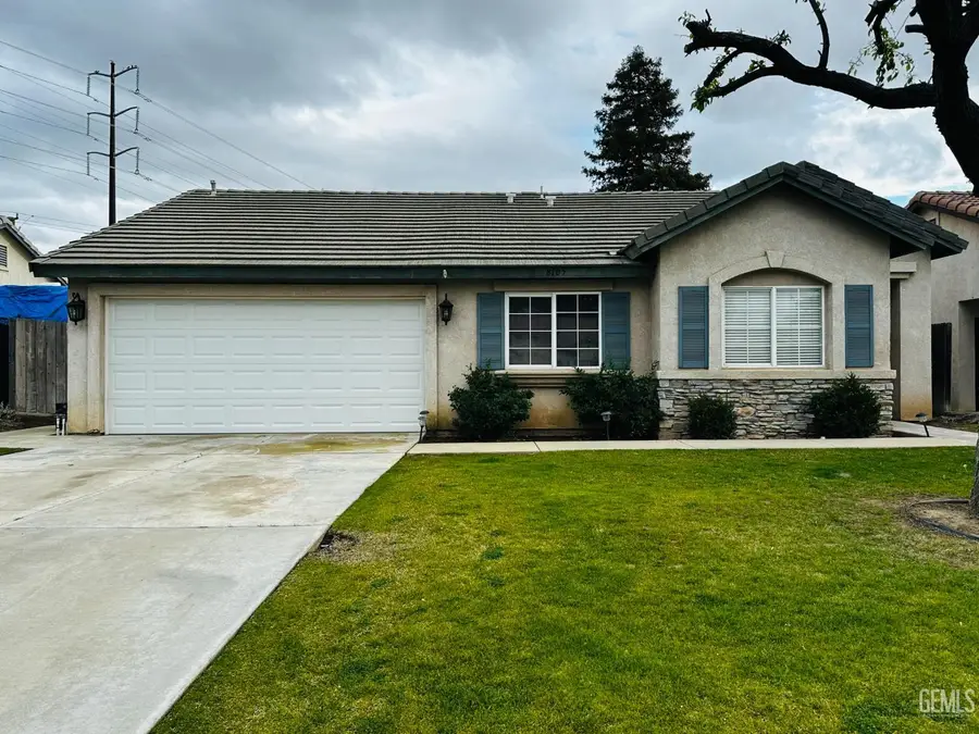 8105 MOSSROCK DRIVE, Bakersfield, CA 93312 - #2