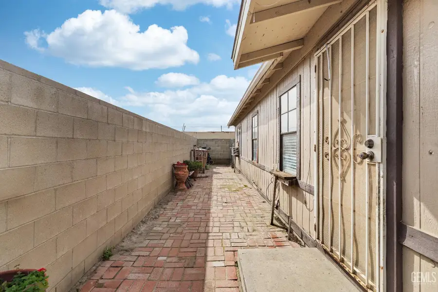 499 PACHECO ROAD #141, Bakersfield, CA 93307 - #3