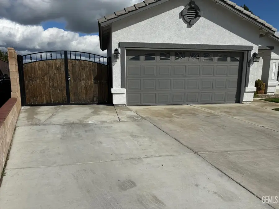 9318 SENTIDO DRIVE, Bakersfield, CA 93306 - #3