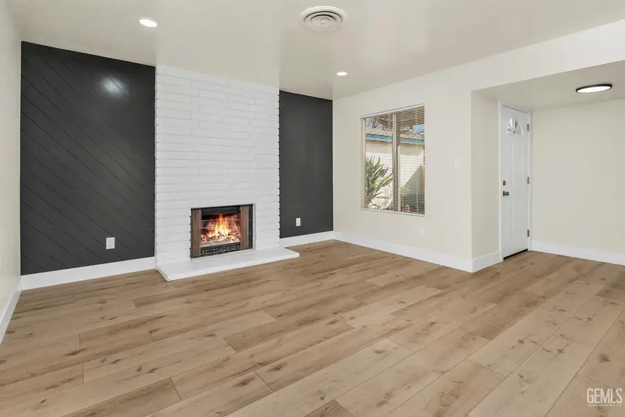 5720 SAGE DRIVE, Bakersfield, CA 93309 - #3