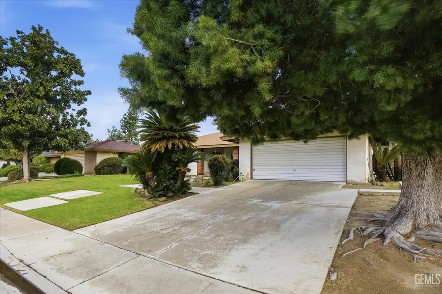 200 CARR STREET, Bakersfield, CA 93309 - #2