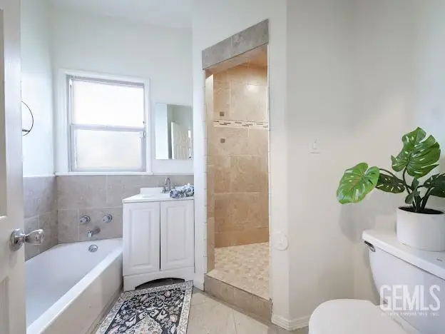 222 HUGHES AVENUE, Bakersfield, CA 93308 - #3