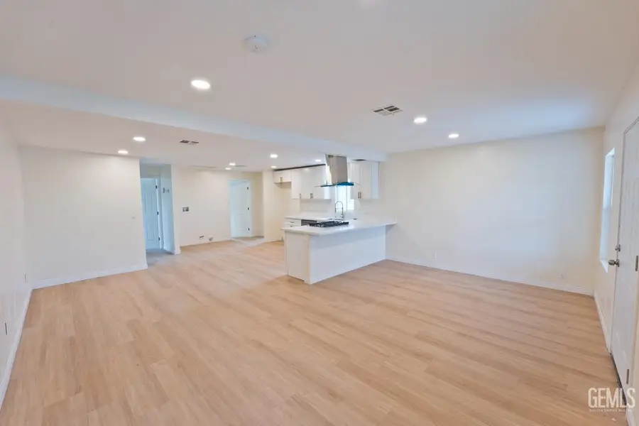 602 HIGGINS DRIVE, Bakersfield, CA 93308 - #3