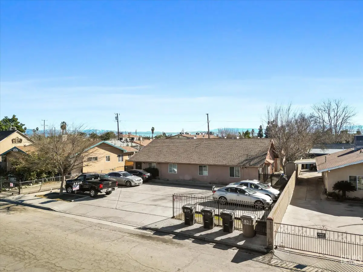 1819 PACIFIC STREET, Bakersfield, CA 93305 - #1