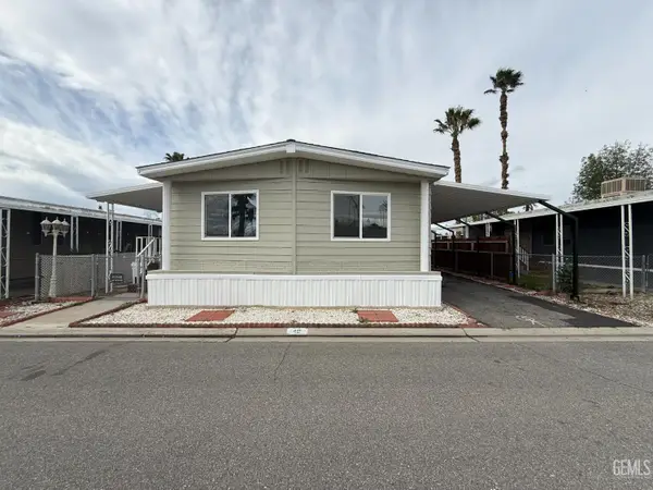 4401 HUGHES LANE #48, Bakersfield, CA 93304